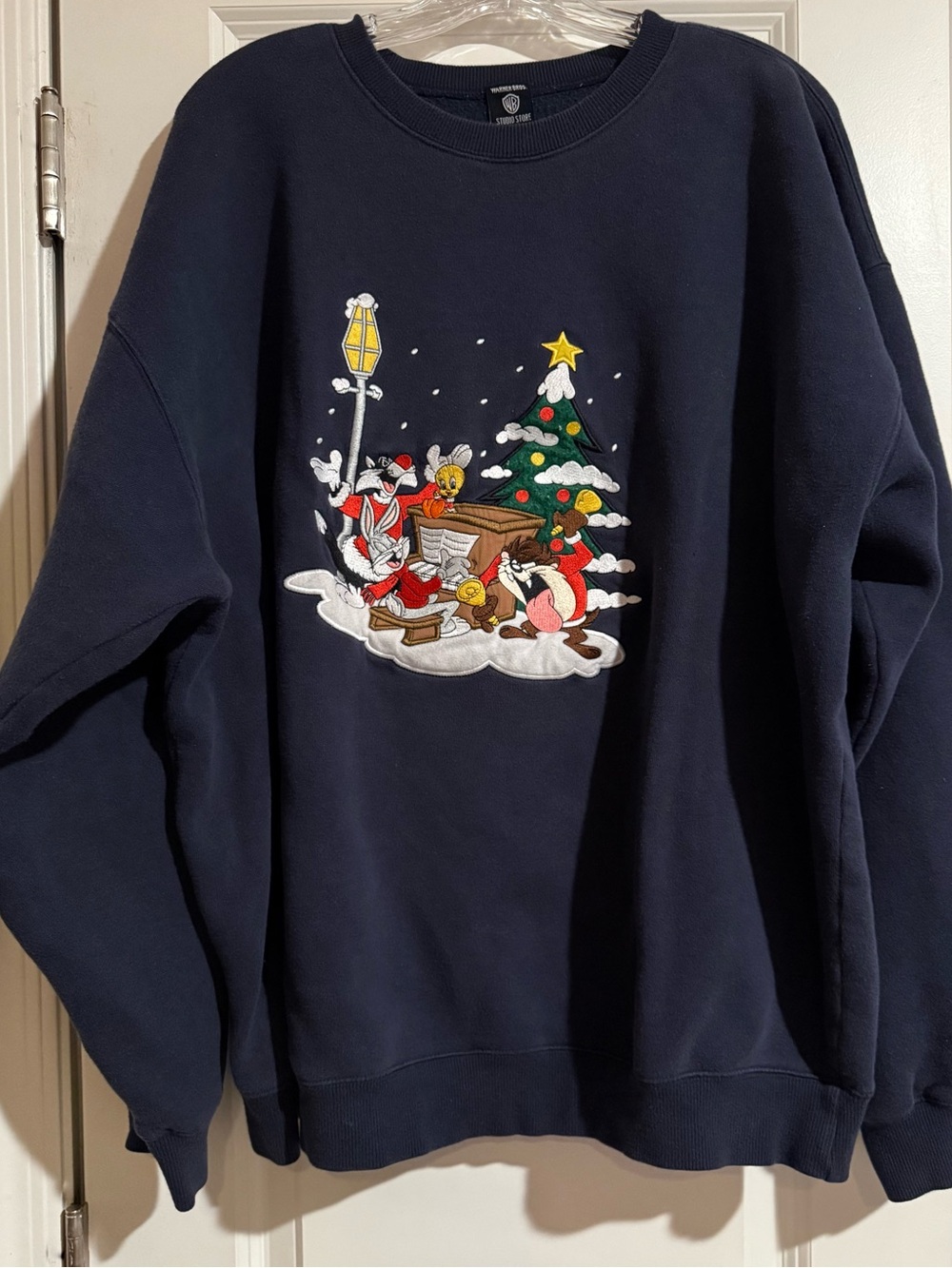 Vintage Christmas looney tunes embroidered crewneck sweatshirt xxl mens